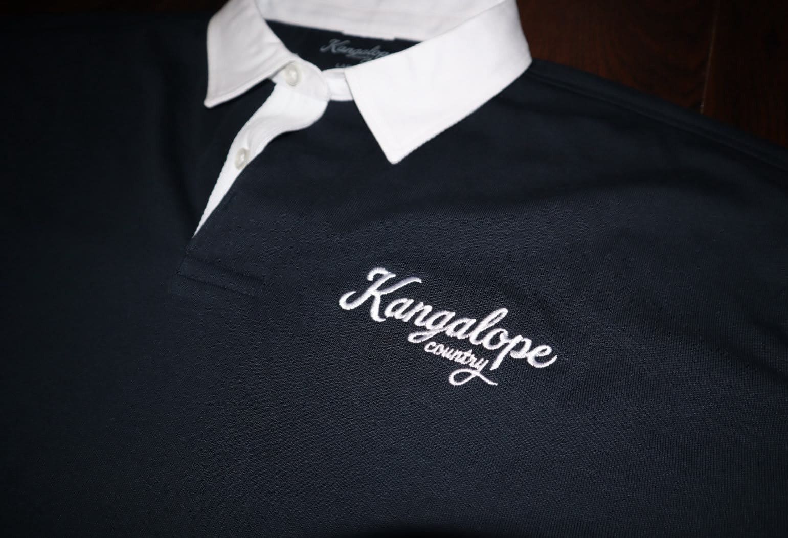 Detail of the rugby jersey collar and fabric